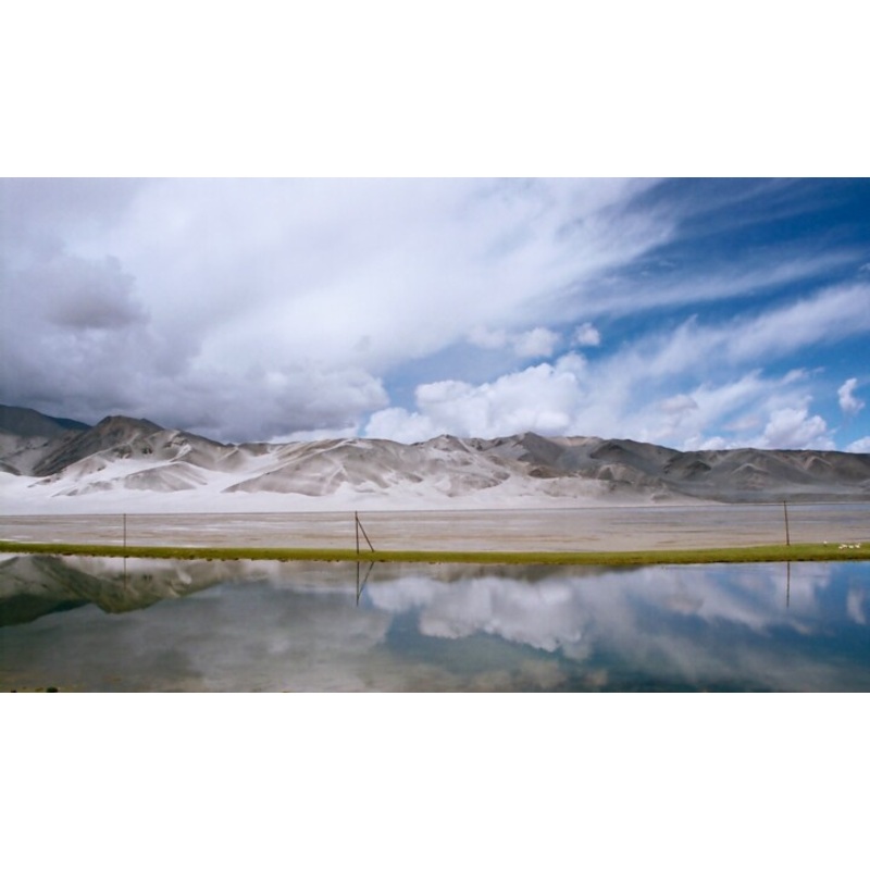 Chine – Sur La Karakoram Highway Aprs  Photography by Christian Ebel | ArtMajeur