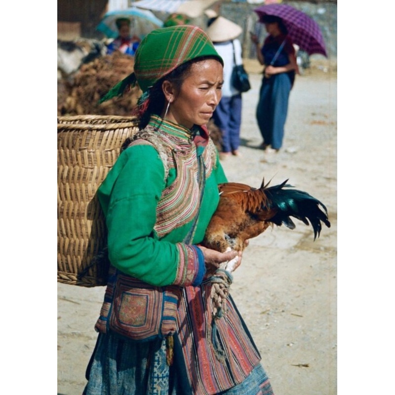 Vietnam Nord – Bac Ha March Du Dimanch Photography by Christian Ebel | ArtMajeur
